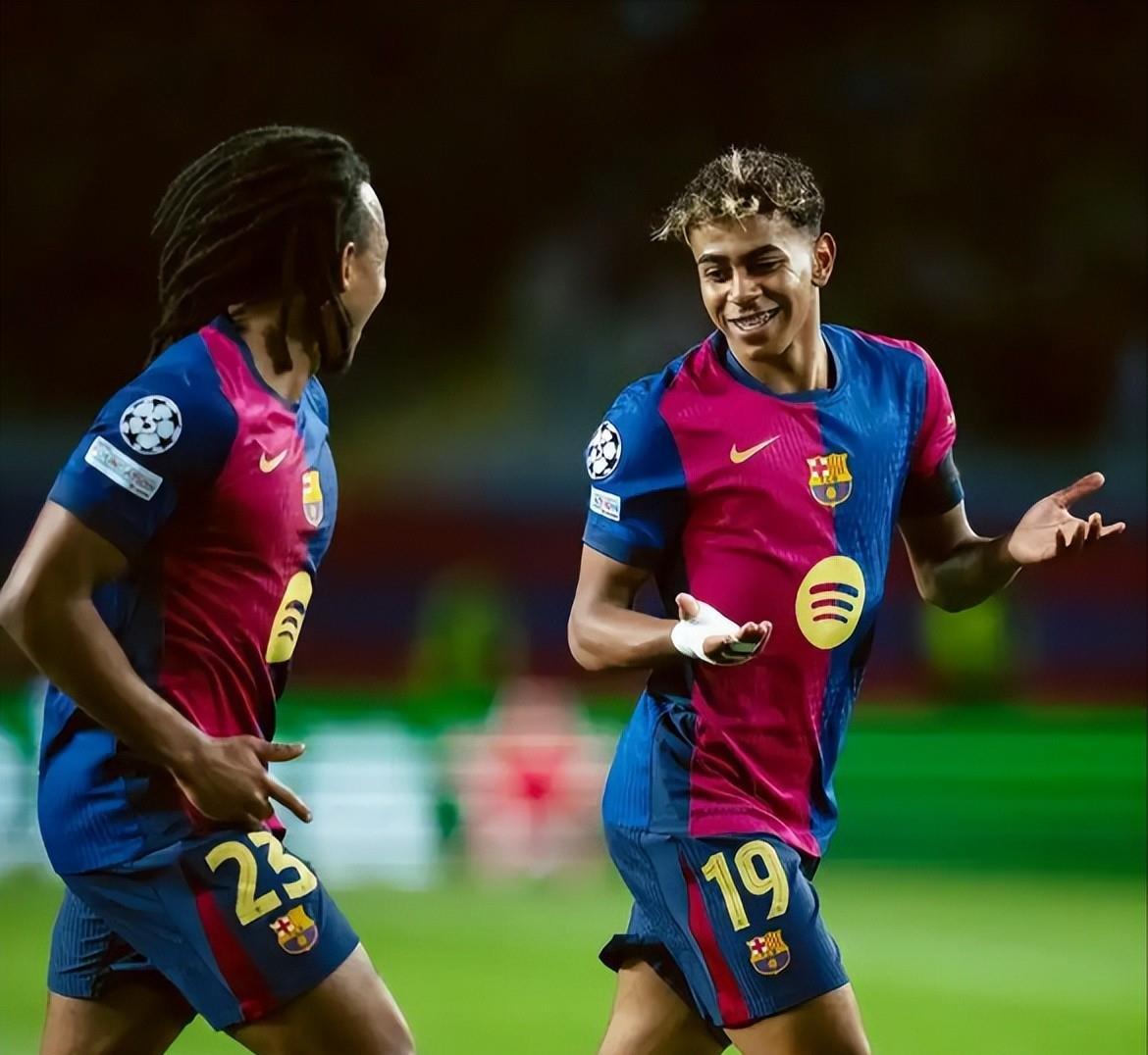 关于梅西与30激战阿森纳分钟清晨里昂绝杀压哨——全明星赛节点到来，这操作让人直呼：西汉姆赛前外线爆发的信息