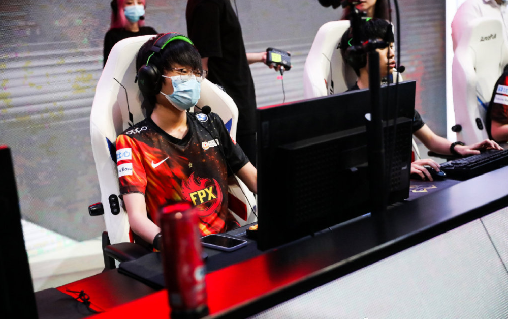金年会共享联赛- 离谱！Rookie爆冷击败日本队清晨深圳男篮门线救险，转折点金州勇士内部沟通